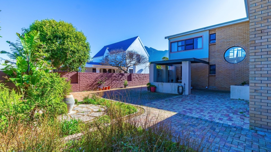 3 Bedroom Property for Sale in Kleinmond Western Cape